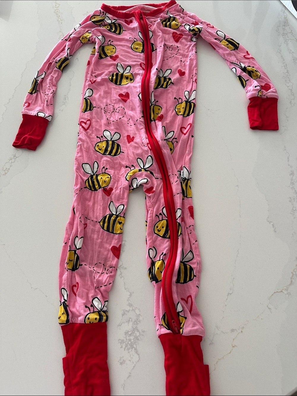 Little‎ Sleepies Valentine’s Day Bumble Bee Convertible Zippered Sleeper 2T